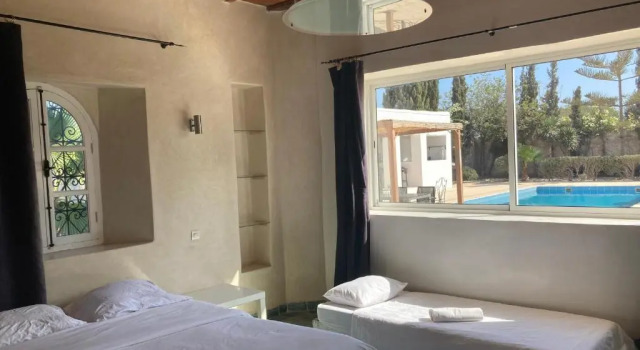 The House Just 8 km From Essaouira and its Beaches, Забронировать Вилла Отели Марракеш-Тенсифт-Эль-Хауз с парковкой, Парковка