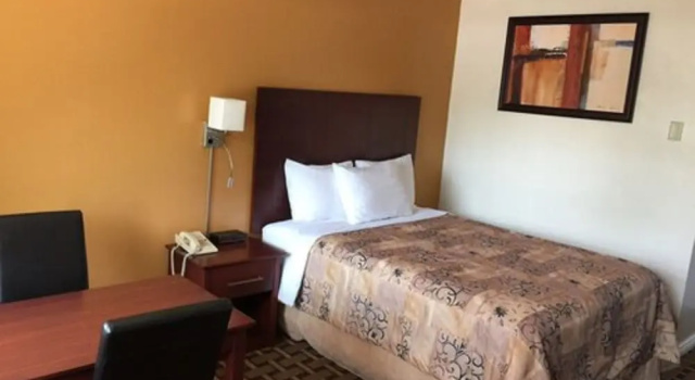 Двухместный номер Deluxe с видом на озеро Park Place Motel & Suites