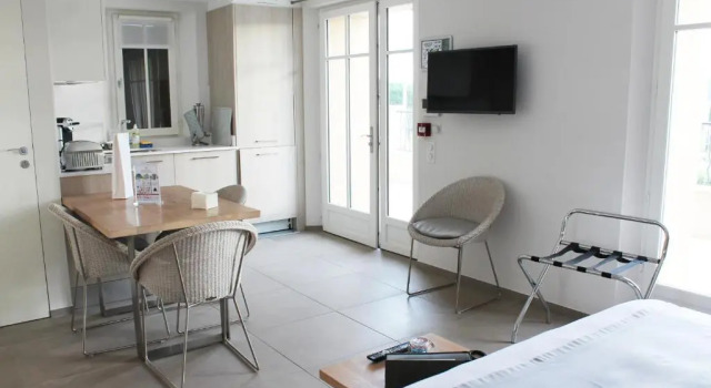 Студия Deluxe Clos des Oliviers Grimaud - Meublé de Tourisme