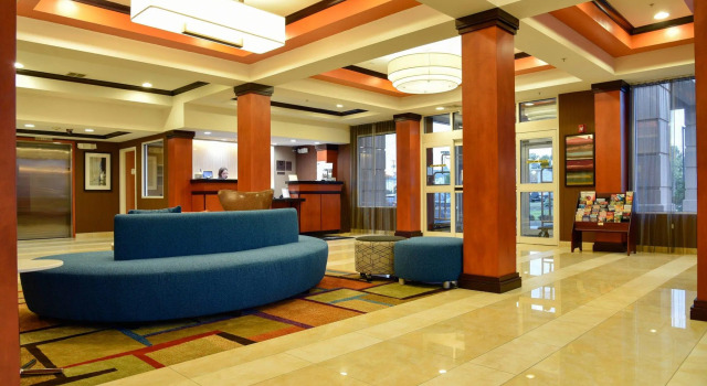 Fairfield Inn & Suites Hartford Airport