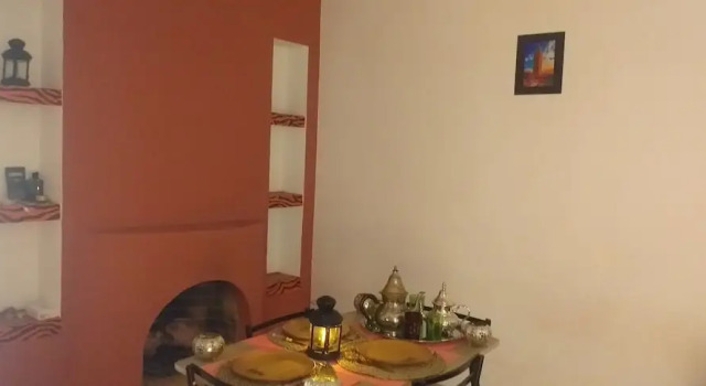 Quiet apartment in a paradise residence. Overnight prices, remained stable, Забронировать Апартаменты/квартира Отели Марракеш-Тенсифт-Эль-Хауз с парковкой, Парковка