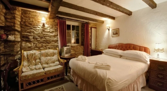 Old Church House Inn
