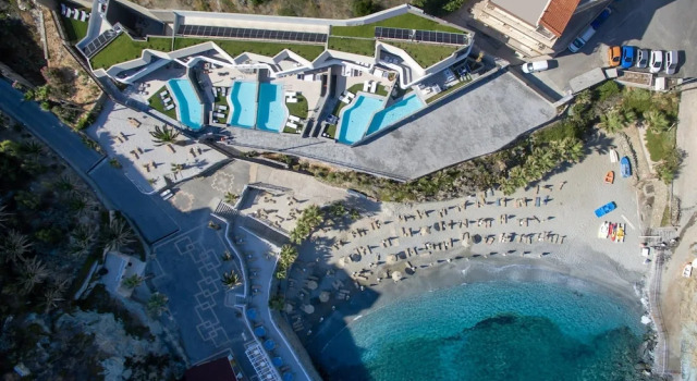 Вилла Made By The Sea Villas 8 BDRM
