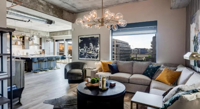 Sable 501 - Luxury Two Story Loft, Забронировать Отель Миннеаполис Twin Cities, рядом с Торговый центр Nicollet