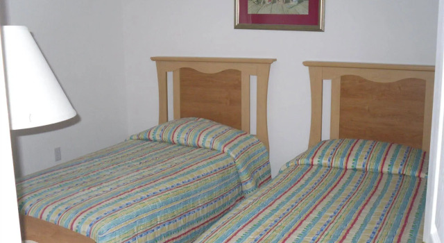 Florida Villas Direct, Забронировать Отель Отели Давенпорт с парковкой, Парковка