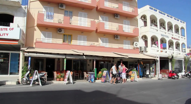 Acropolis Apartments