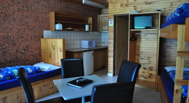 Шестиместный номер Standard Merrijig Motor Inn