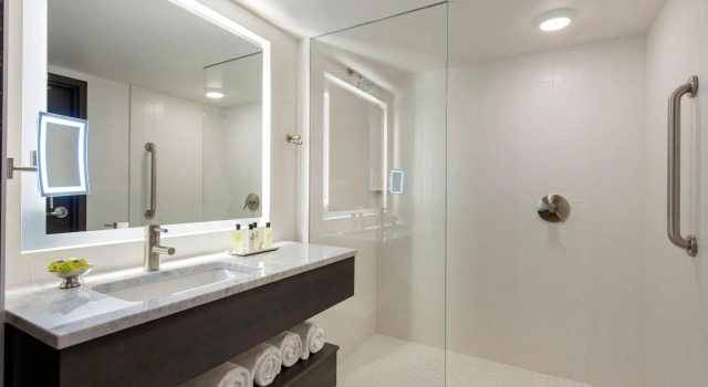 Номер Deluxe InterContinental St. Paul Riverfront by IHG