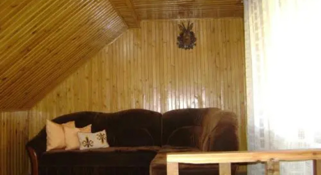 Котедж Gudz, Prenota Affittacamere Hotel a Ivano-Frankovsk con parcheggio, Parcheggio