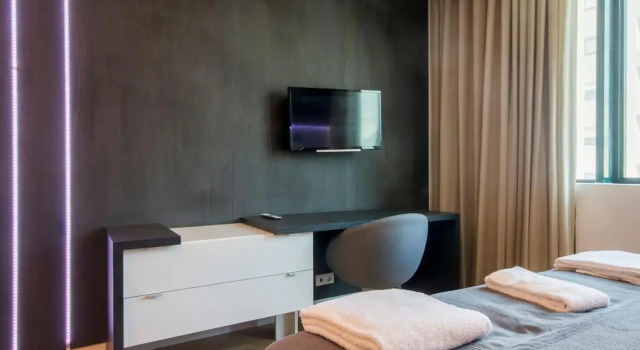 NEW! Apartamento Galé (wifi, estacionamento, elevador) 418, Varaa Huoneisto Hotellit Porto pysäköinnillä, Pysäköinti