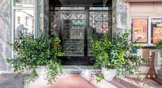 Brilliant apartment for 6 ppl in Athens, Забронировать Апартаменты/квартира Отели Афины с парковкой, рядом с Омония, Парковка