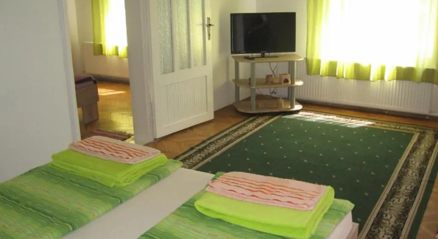 Апартаменты Green Apartment