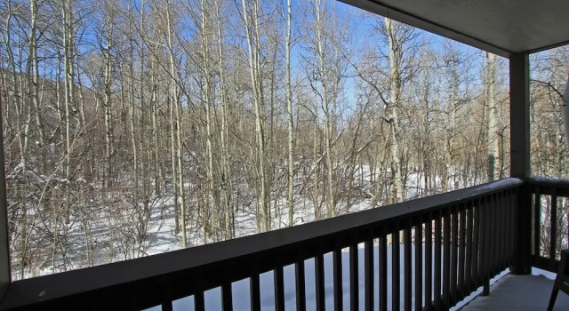 Номер Standard Snow Flower 140 2 Bedroom Condo by RedAwning