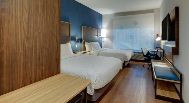 Четырёхместный номер Standard Tru By Hilton Raleigh Garner