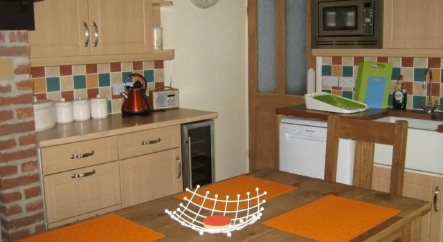 Коттедж с 2 комнатами StoneLaw Cottage