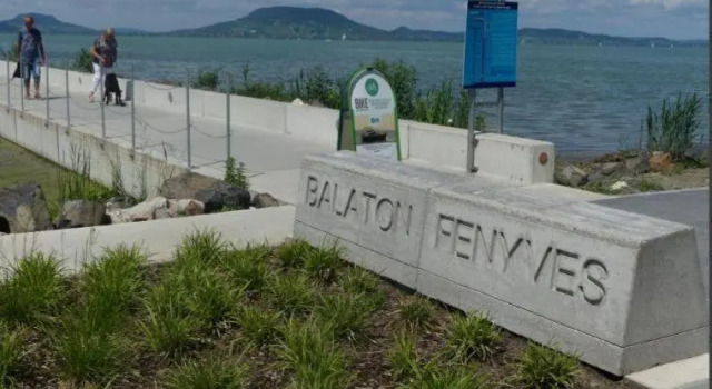 Balatonfenyves közvetlen vízparti Apartman pároknak, Prenota Appartamento Balatonfenyves 