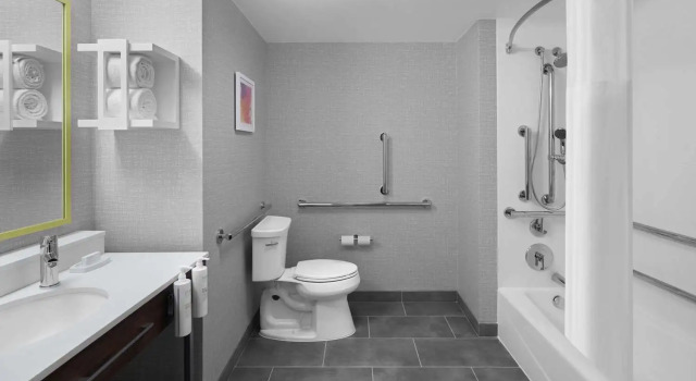 Номер Standard Hampton Inn & Suites Grand Rapids-Airport 28th St
