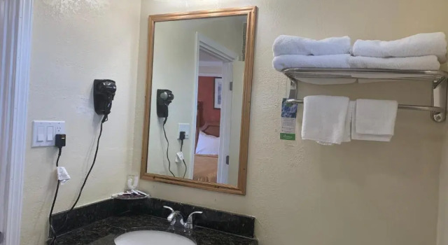 Двухместный номер Standard Wagon Wheel Motel