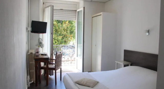 Двухместный номер Standard с балконом Hotel Le Colibri