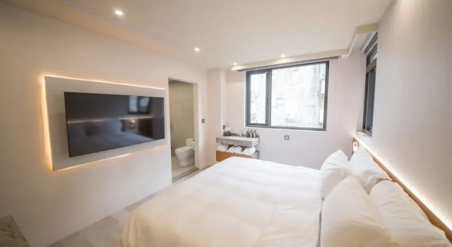 Номер Classic LIVIN Hotel
