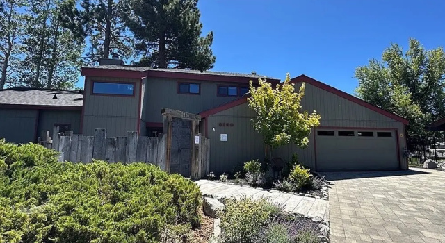Коттедж с 4 комнатами 2130 Monterey Drive 4 Bedroom Home by RedAwning