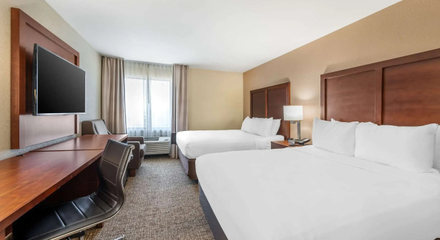 Четырёхместный номер Standard Comfort Inn Lafayette I-65