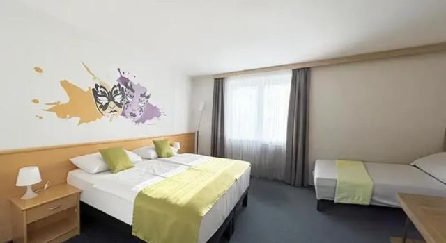 Четырёхместный люкс B&B HOTEL Maribor Orel