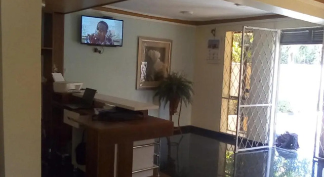 Tripple M Suites, Prenota Hotel Entebbe 