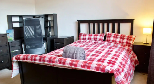 2 Bedroom Flat In Leafy Morningside, Prenota Hotel Hotel a Midlothian con parcheggio, Parcheggio