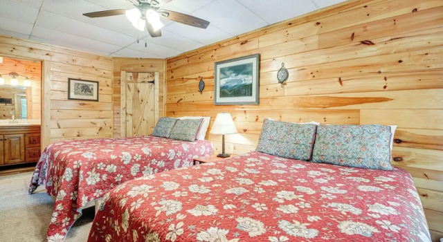 Cabin w/ Community Perks: Half-mi to Ober Mountain