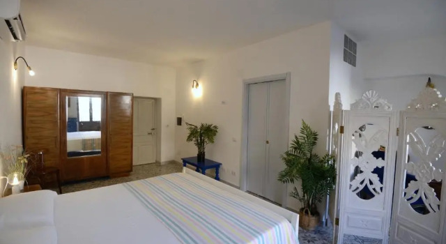 Charming, Spacious 3-bedroom Townhouse