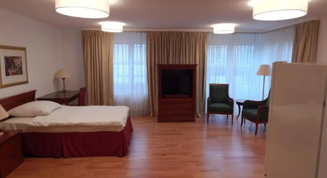 Апартаменты c 1 комнатой FREE Apartment - Bei der Markthalle