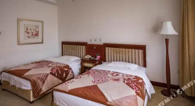 Shuangyang Hotel, Book Hotel Hoteller i Beijing Province med parkering, Parkering