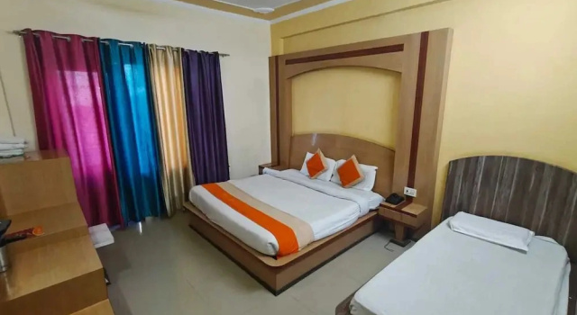 Номер Standard Hotel KS International (50 meters from Railway Station)