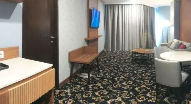Люкс Labersa Hotel & Convention Center Samosir