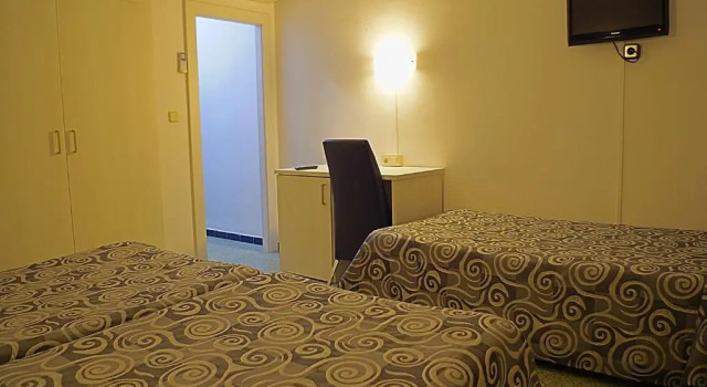 Трёхместный номер Standard с балконом и с красивым видом из окна Hotel La Masía