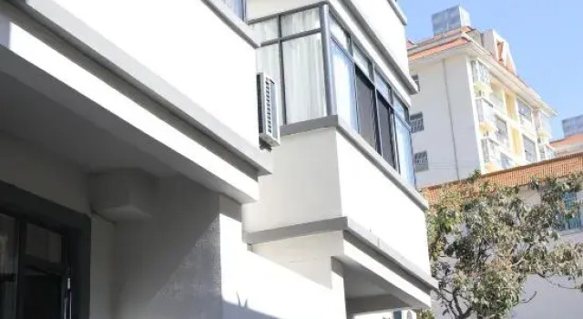 Mangshi PipasTree Homestay, Prenota Hotel Hotel a Mangshi con parcheggio, Parcheggio
