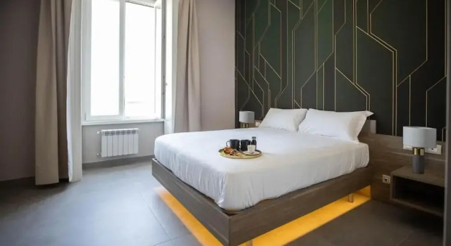 Номер Deluxe Lélégant BOUTIQUE ROOMS NAPLES