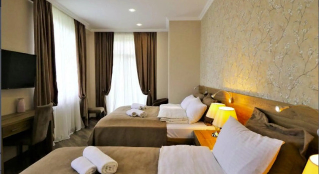 Luxury 5 Rooms ApartHotel in Tbilisi Center