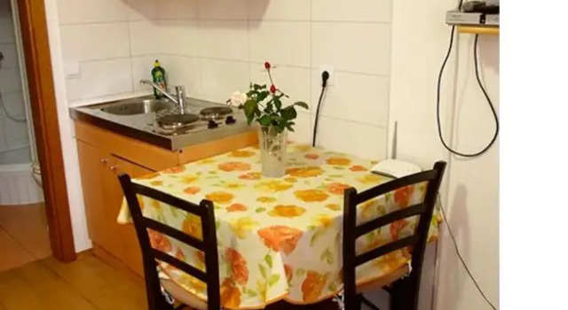 Apartment for two near sea, Забронировать Апартаменты/квартира Апартаменты Макарска, рядом с Набережная Рива (Макарска), Апартаменты/квартира