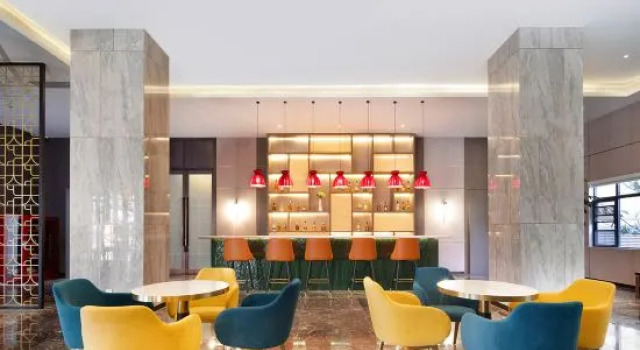 Jinjiang Metropolo Hotel (Huangshi Development Zone Olympic Sports Center Baihuayuan), Prenota Hotel Hotel a Hubei con parcheggio, Parcheggio