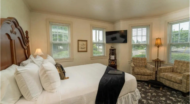 Двухместный номер Standard Yelton Manor Bed and Breakfast