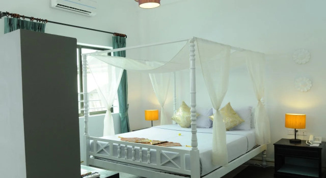 Frangipani Villa Hotel II, Boek Hotel Hotels in Siem Reap met parkeren, Parkeren