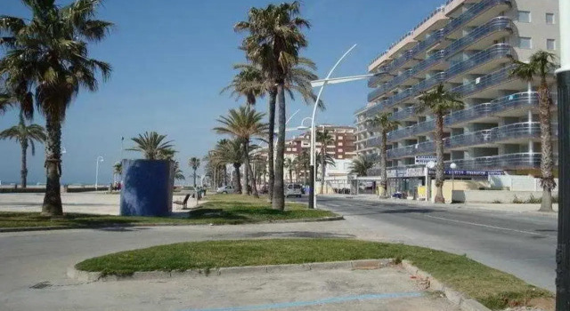 Apartamentos Papa Luna 3000