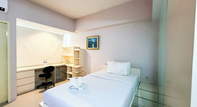 Modern Studio Near Petra Christian University At The Square Surabaya Apartment