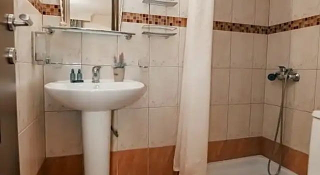 Семейный номер Standard с балконом Hotel Avra