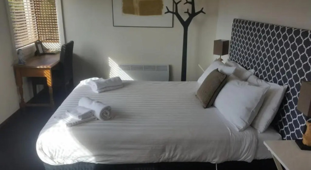 Номер Economy Fish Creek Hotel