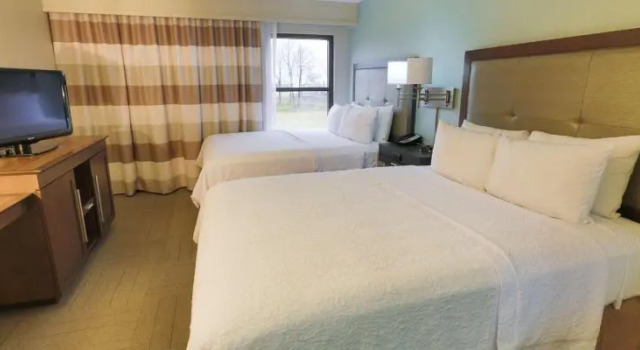 Люкс c 1 комнатой Hampton Inn & Suites Nashville-Airport