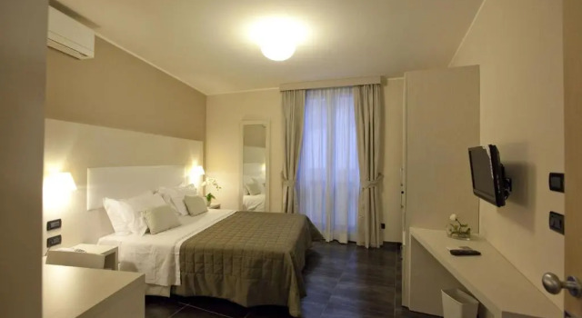 Двухместный номер Standard Hotel La Meridiana