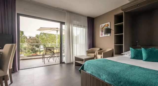 Люкс Superior Suite Home Porticcio